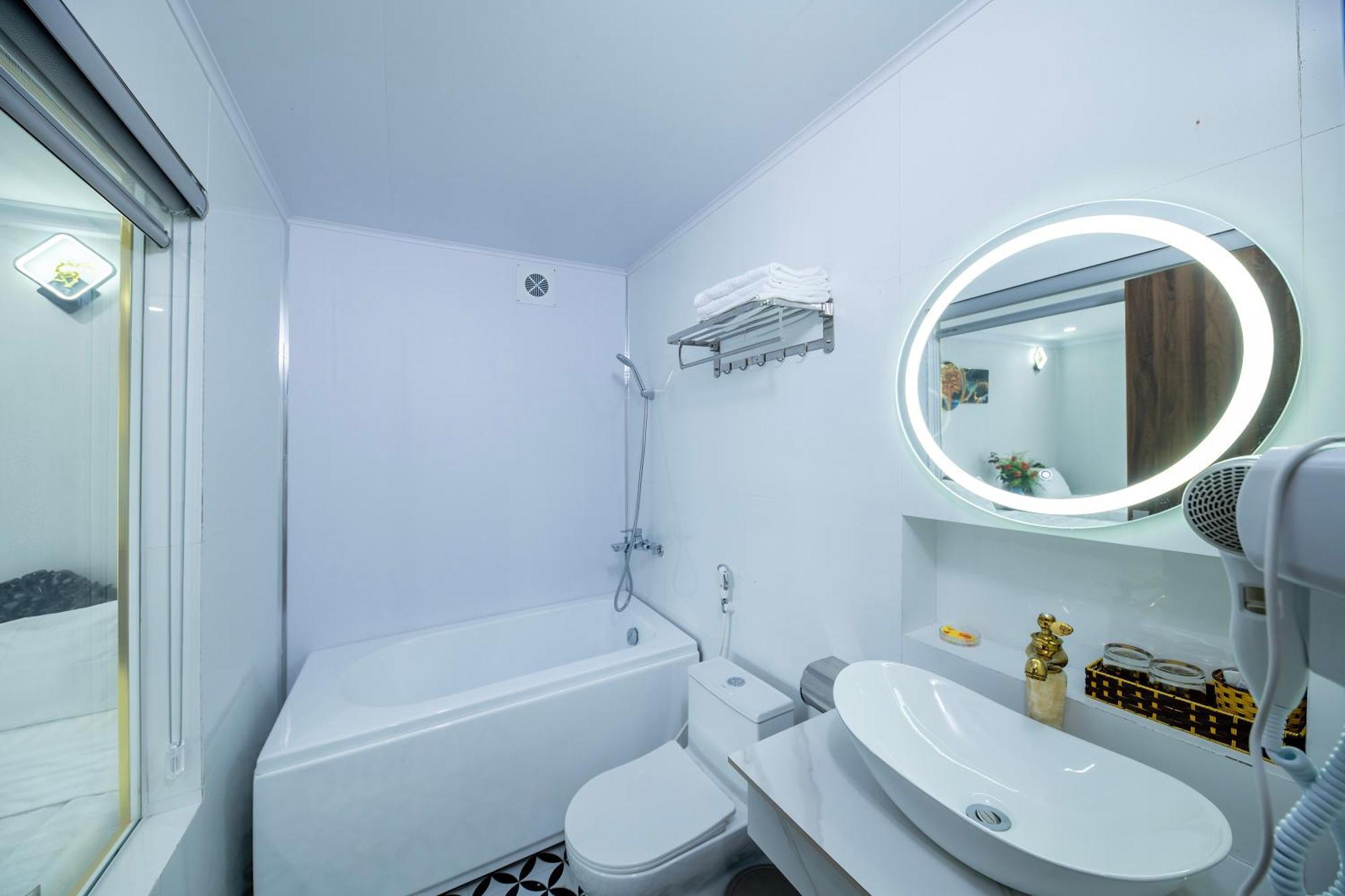 Hanoi Sofia Hotel Bagian luar foto